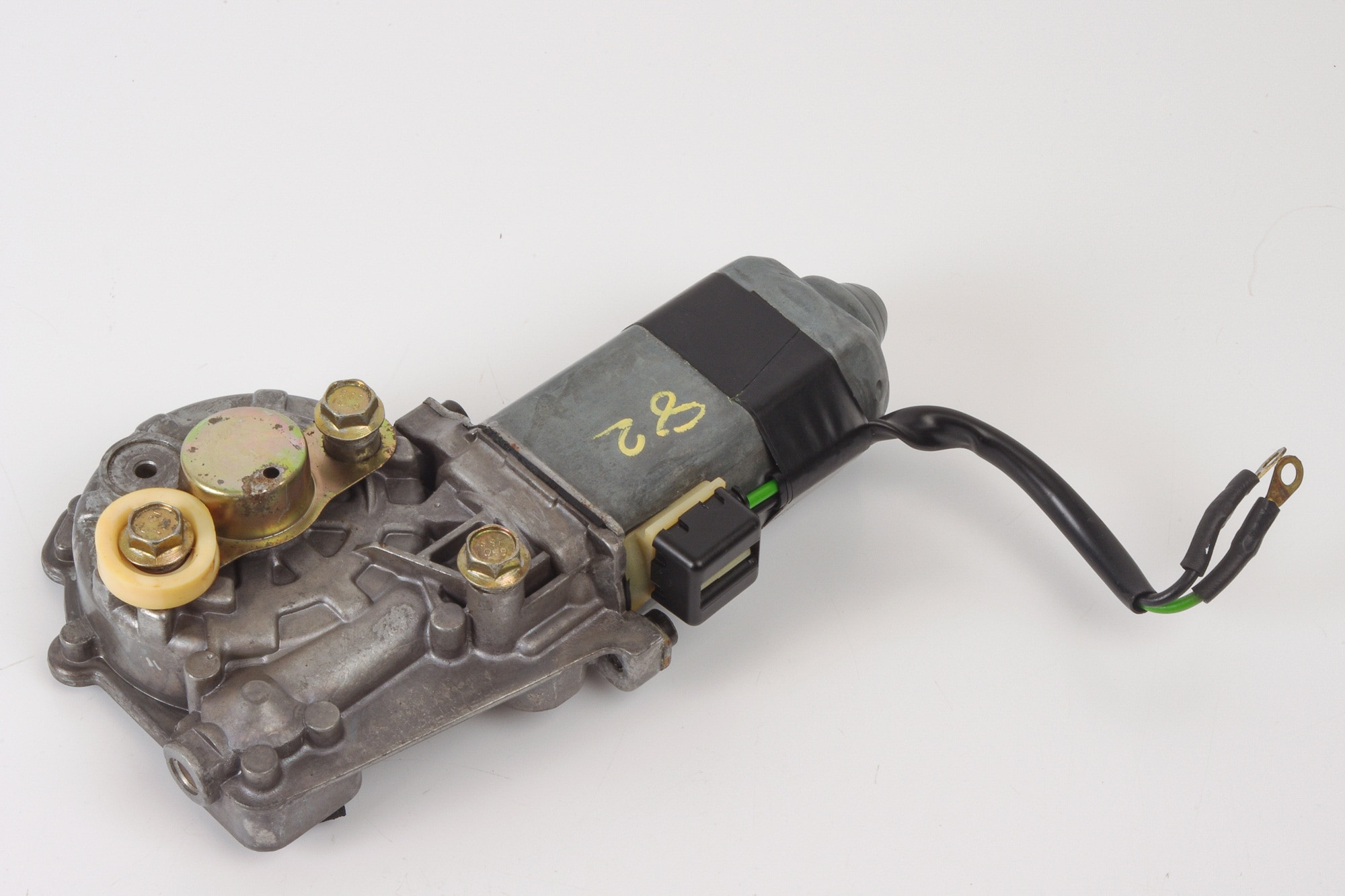Mercedes 0048205142 Window Motor - Front Left | S124 W124 V124 E