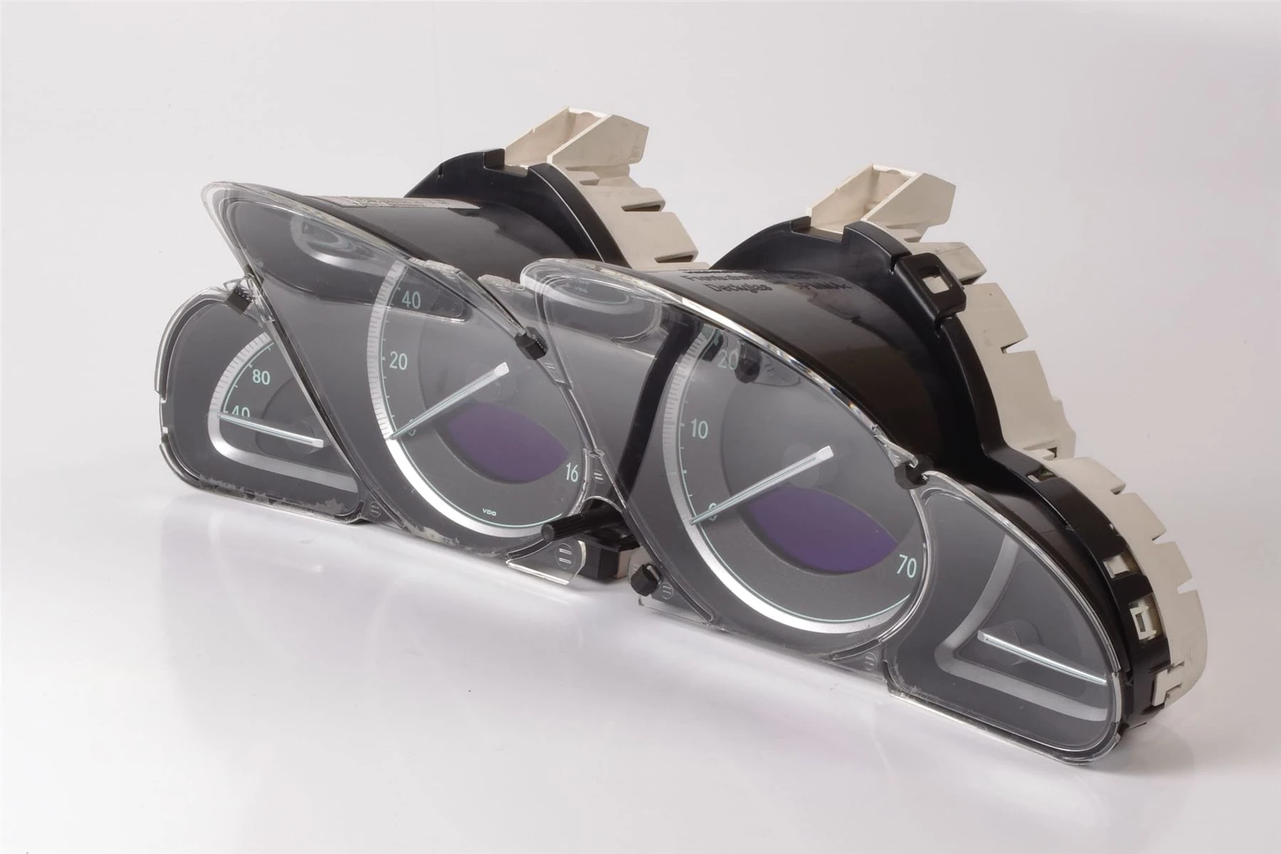 Mercedes 2305402011 Instrument Cluster (a) | R230 SL