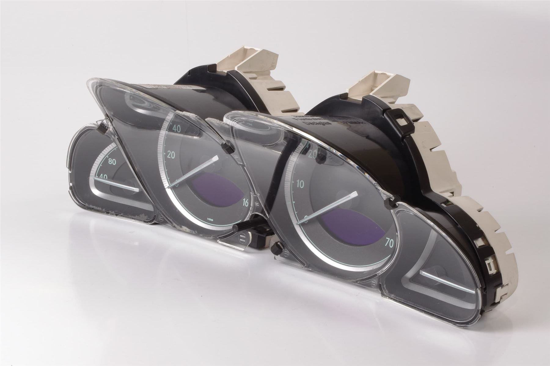 Mercedes 2305402011 Instrument Cluster (a) | R230 SL