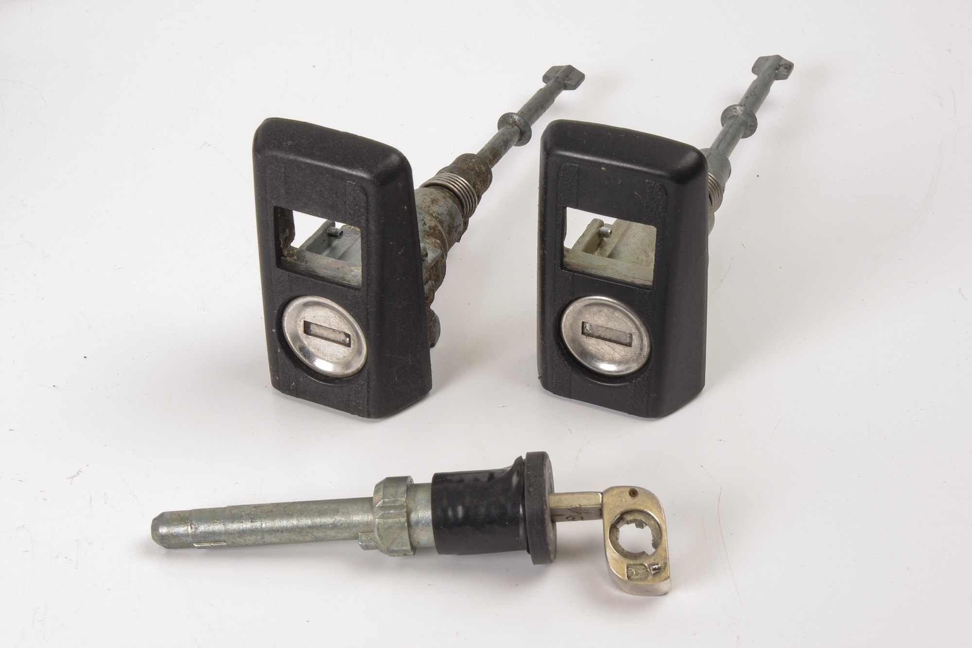 Mercedes 1404601104 Ignition Barrel (a) | R129 SL