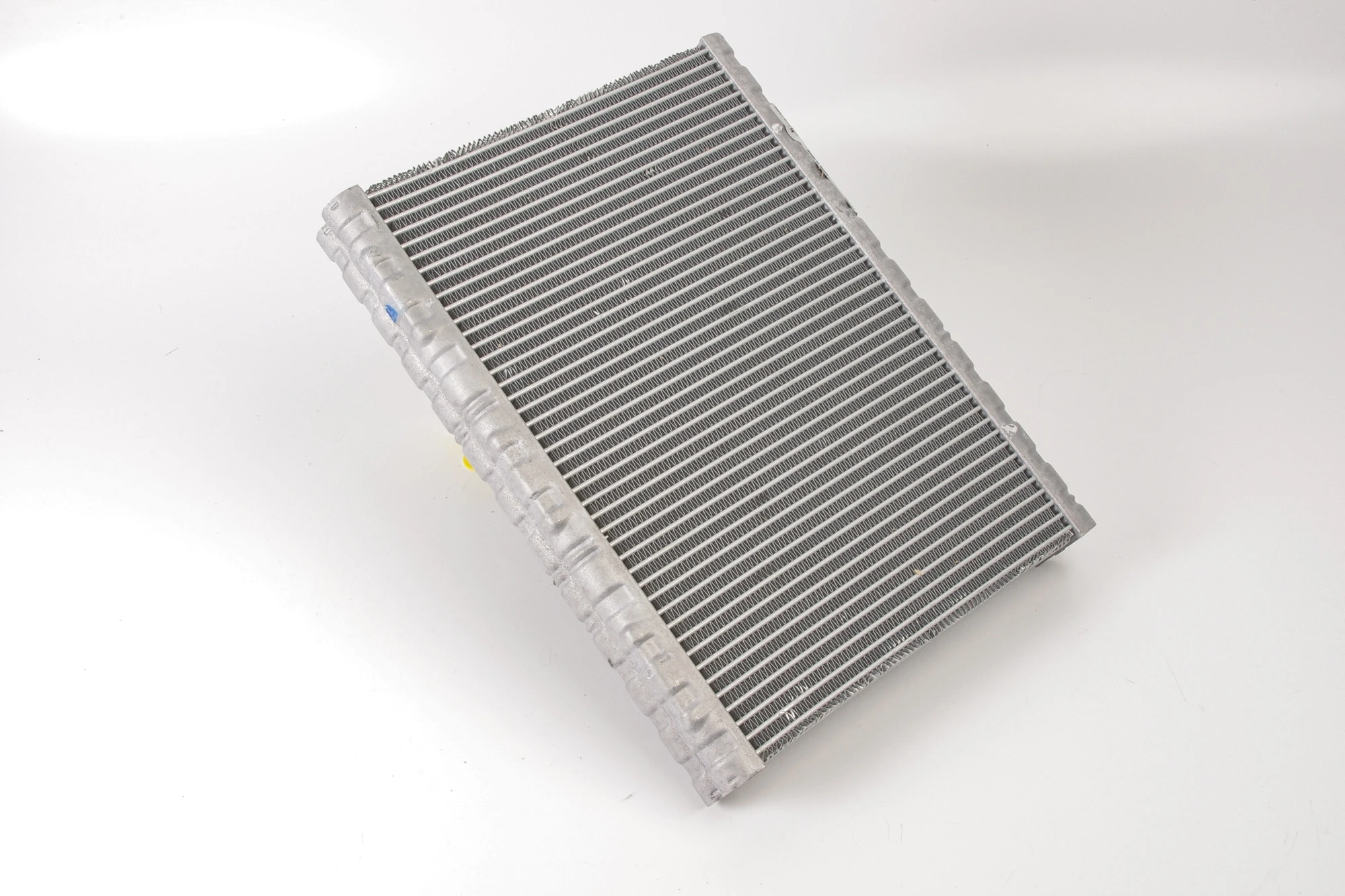 Mercedes 0008300802 A/C Evaporator (a)