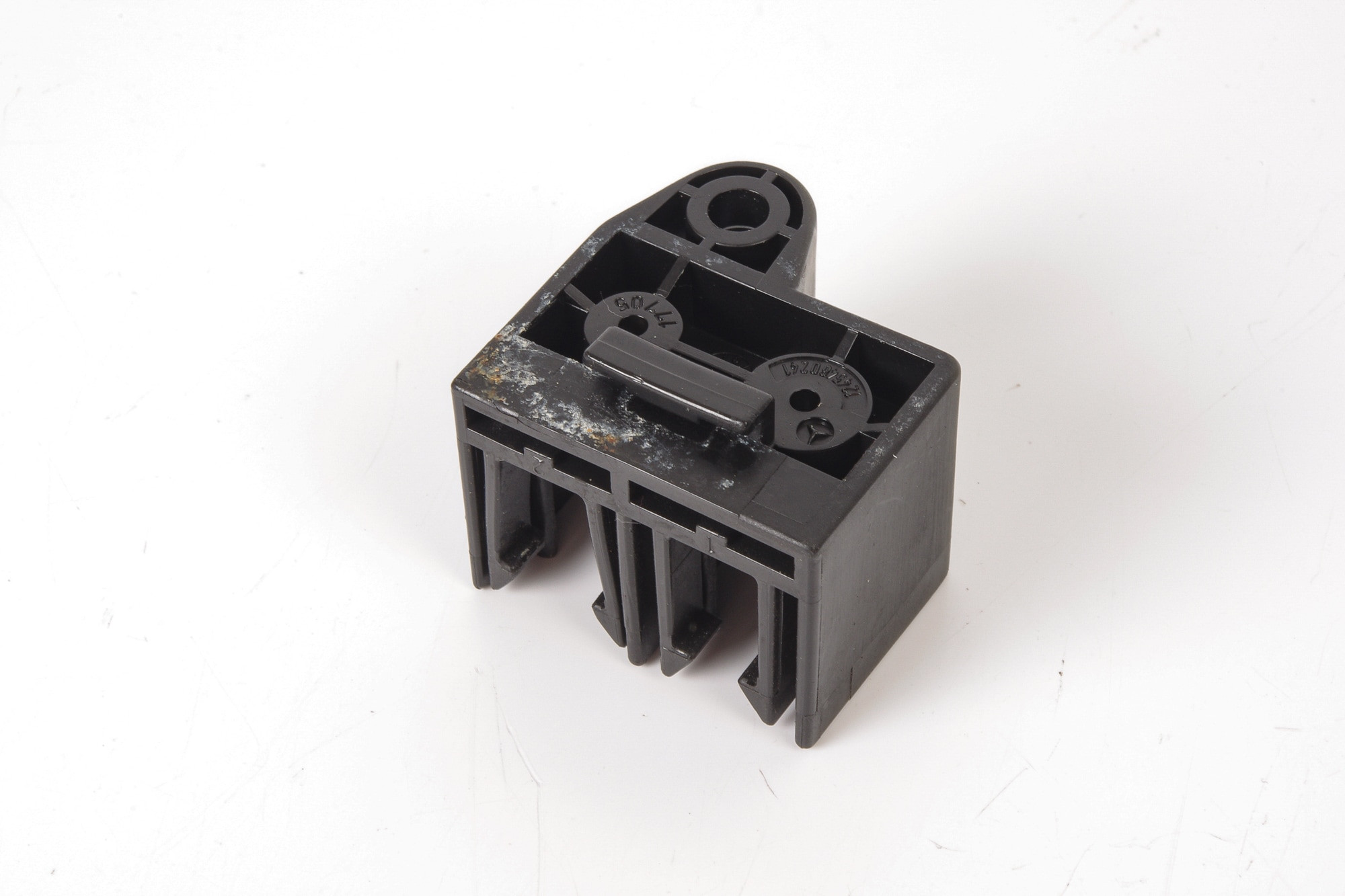 Mercedes 1245460241 Cable Connector Holder | S124 W124 V124 C124 A124 E