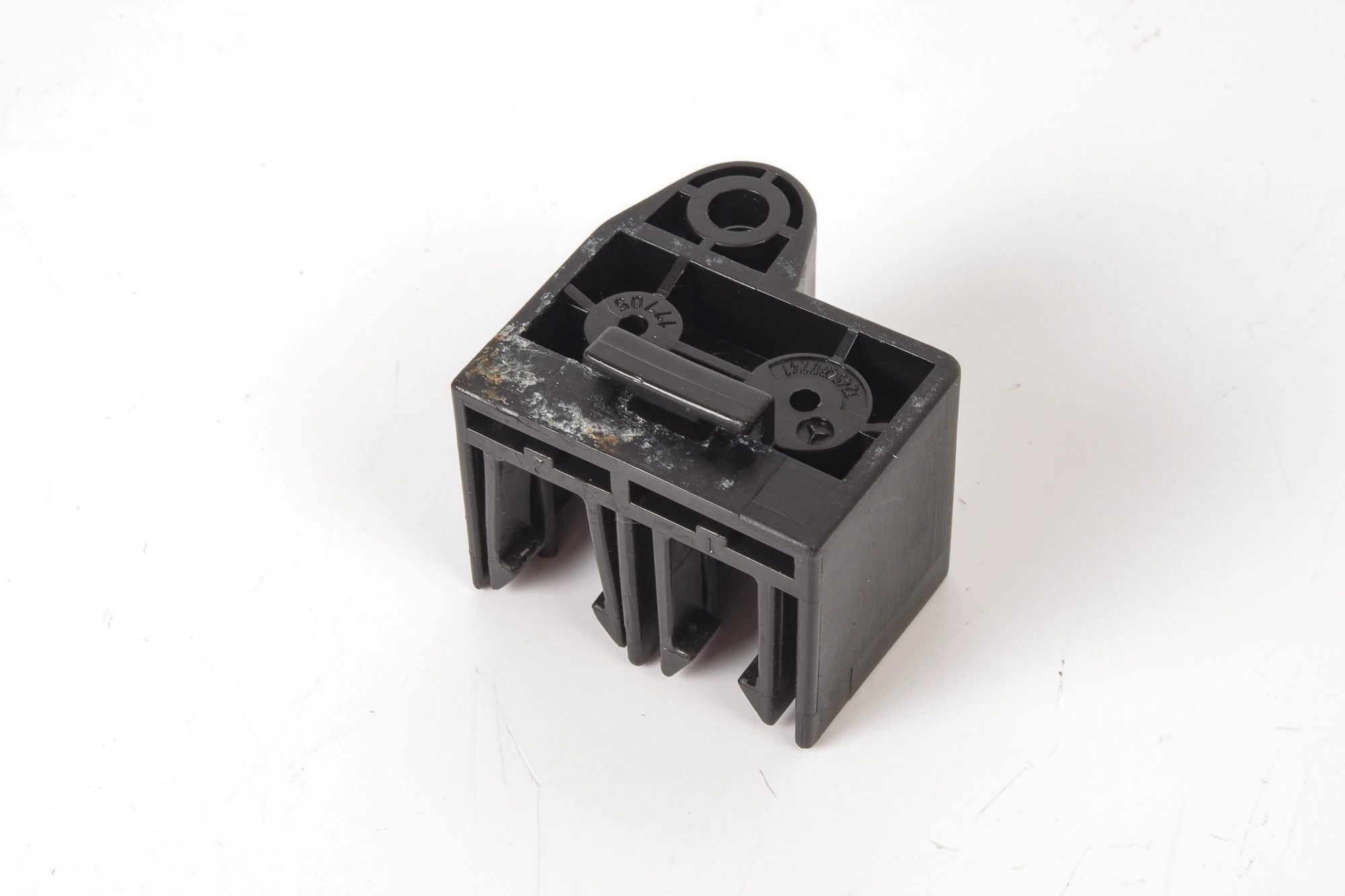 Mercedes 1245460241 Cable Connector Holder | S124 W124 V124 C124 A124 E