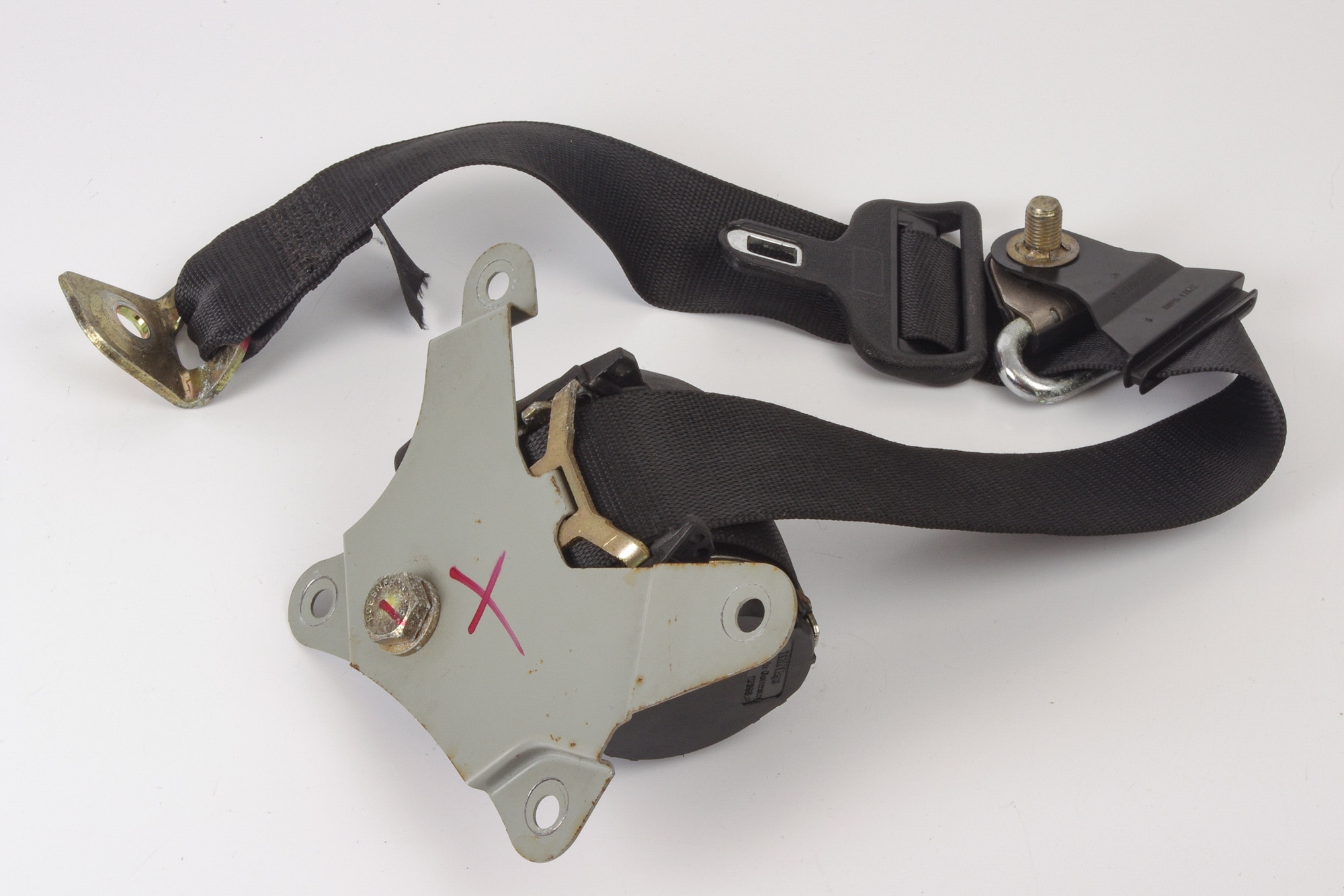 Mercedes 1248606985 Seat Belt - Rear Left | S124 E