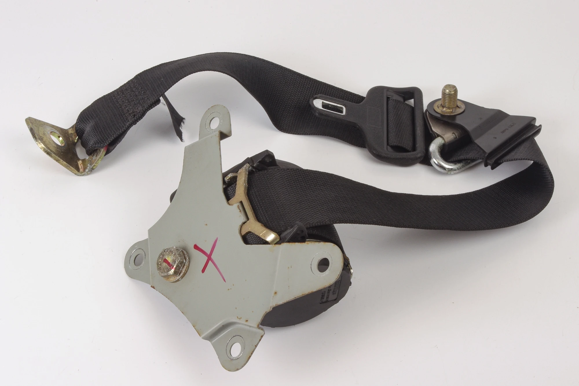 Mercedes 1248606985 Seat Belt - Rear Left | S124 E
