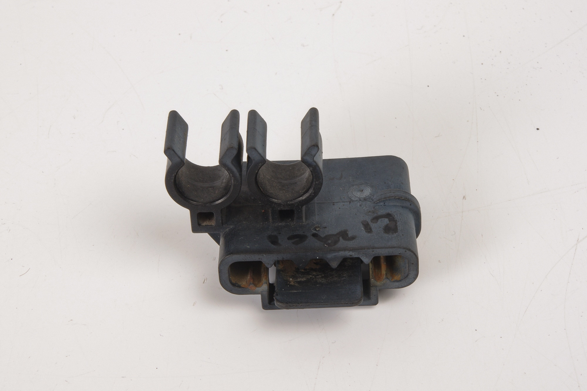Mercedes 1245461546 Cable Guide - Right | S124 E