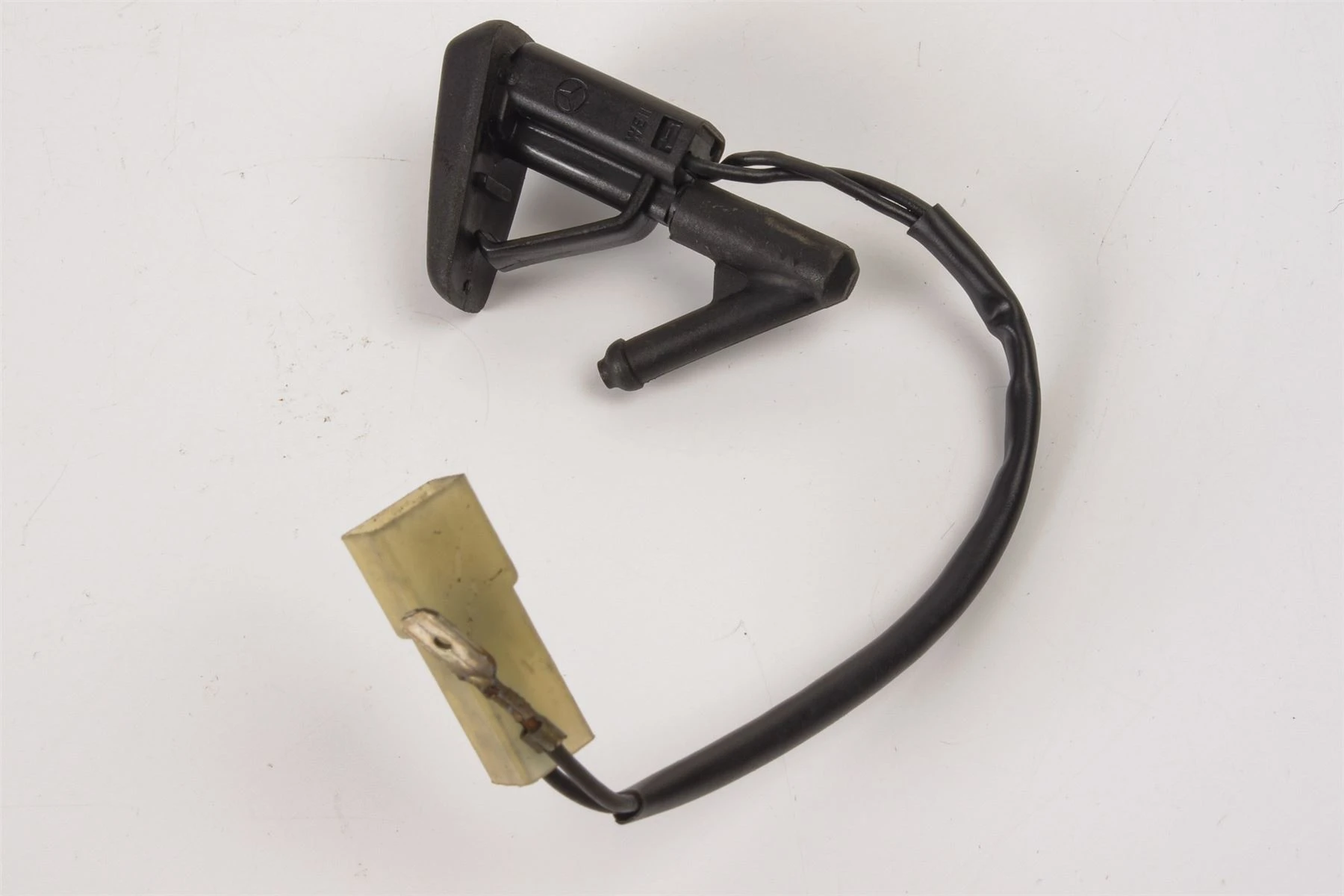 Mercedes 1248600647 Washer Jet Nozzle | W124 E W201 C W460 W461 W463 G
