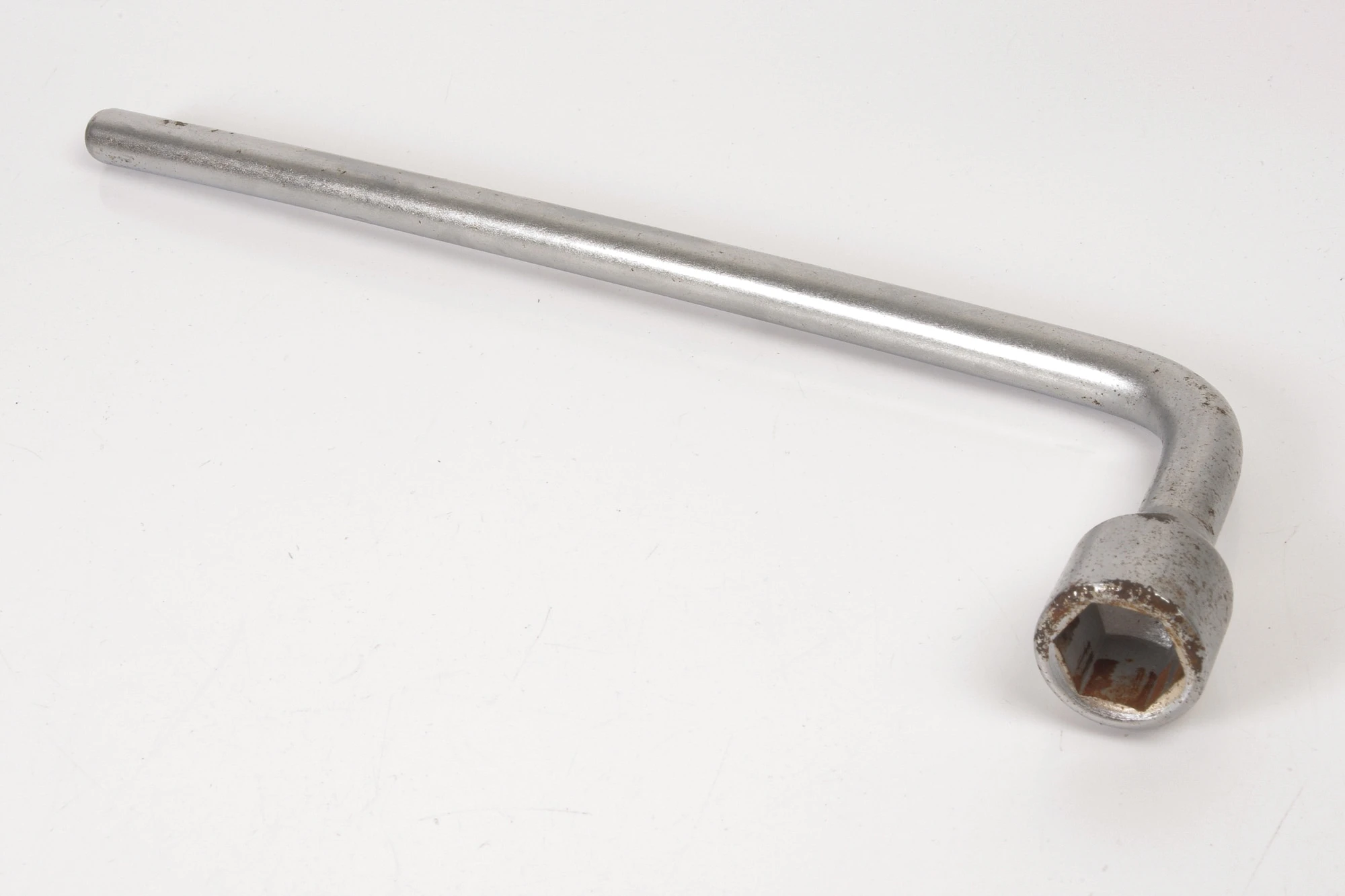 Mercedes 1205810246 Wheel Nut Wrench | C107 R107 W113 R129 SL W108 W109 W111...