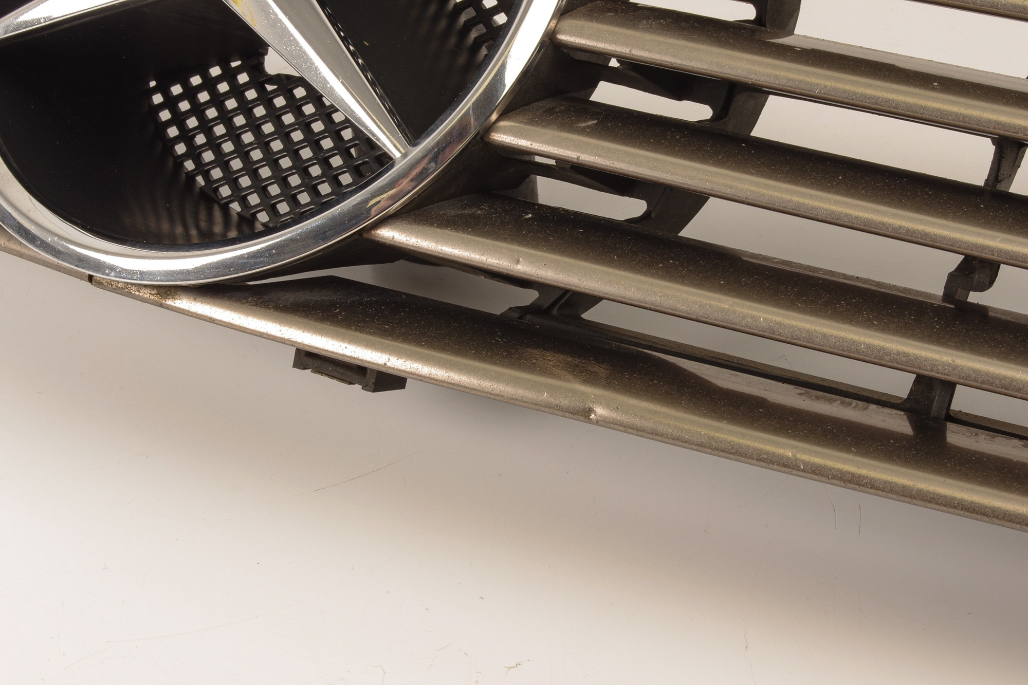 Mercedes 1298800185 Bonnet Grille 7 Slat (c) | R129 SL