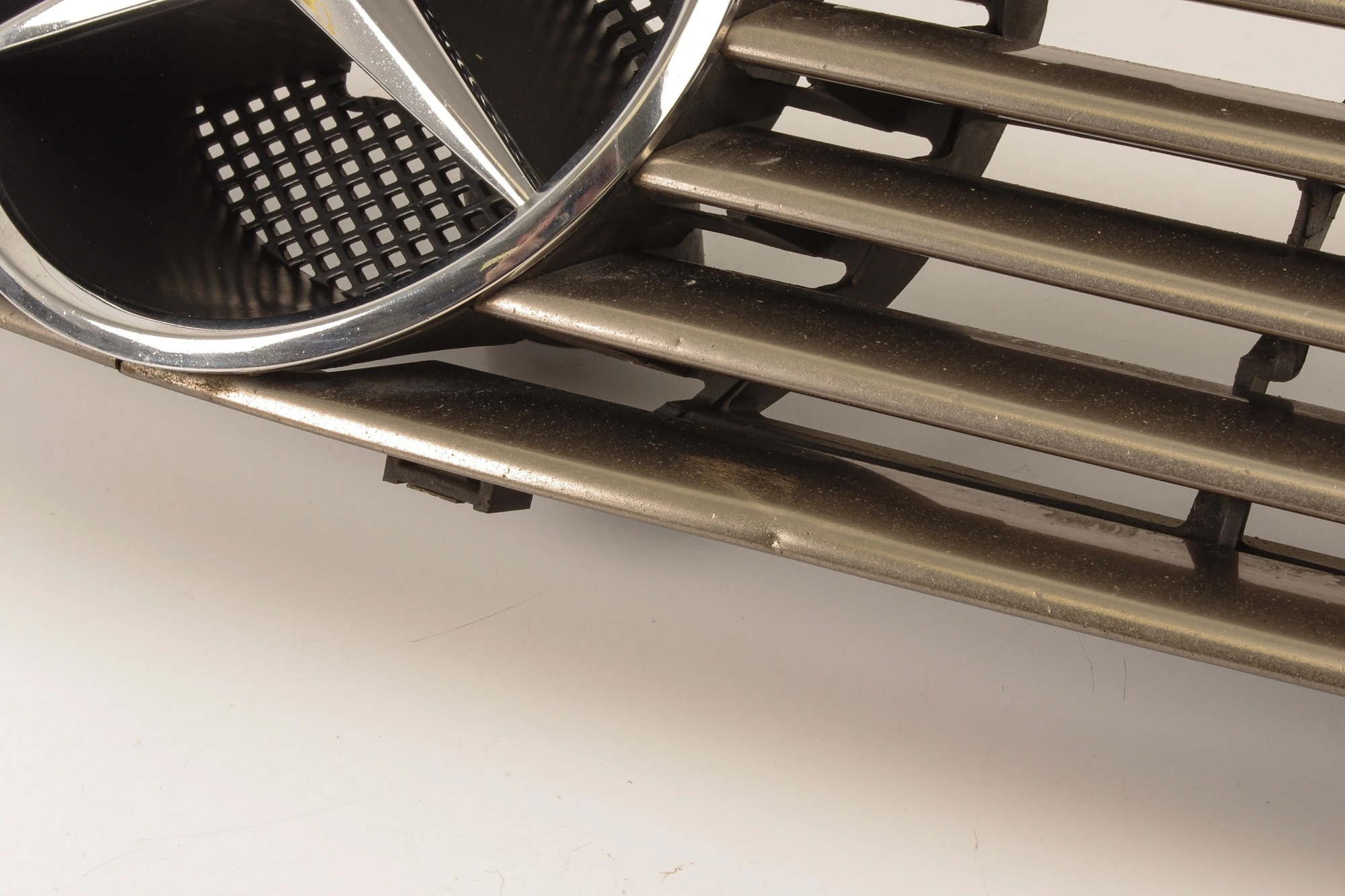 Mercedes 1298800185 Bonnet Grille 7 Slat (c) | R129 SL