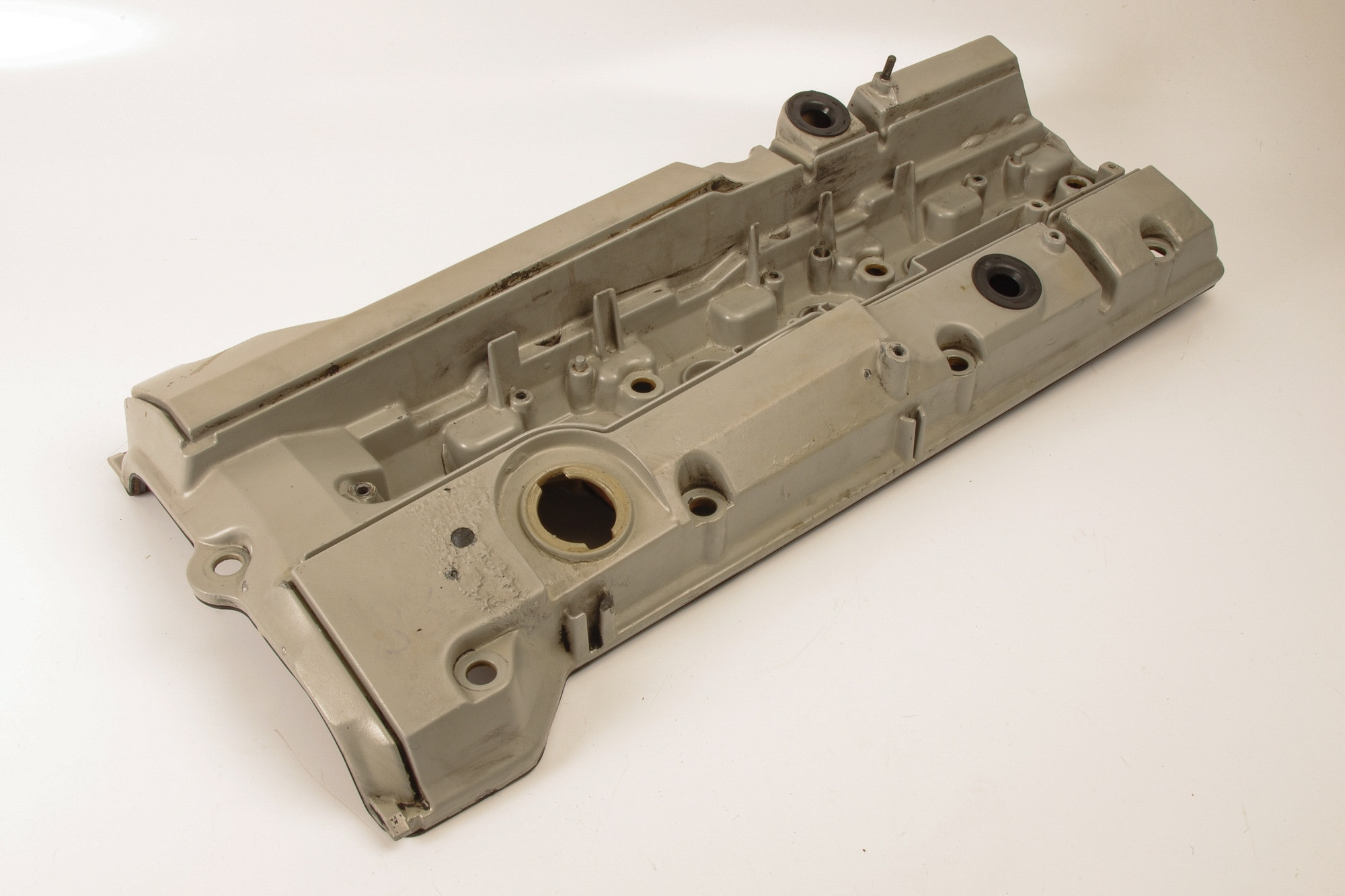 Mercedes 1040161405 Valve Cylinder Head Cover | W123 W124 W210 E R129 SL W140...