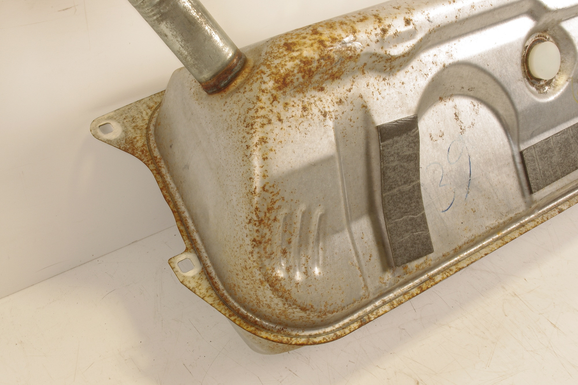 Mercedes 1294700201 Fuel Tank (e) | R129 SL