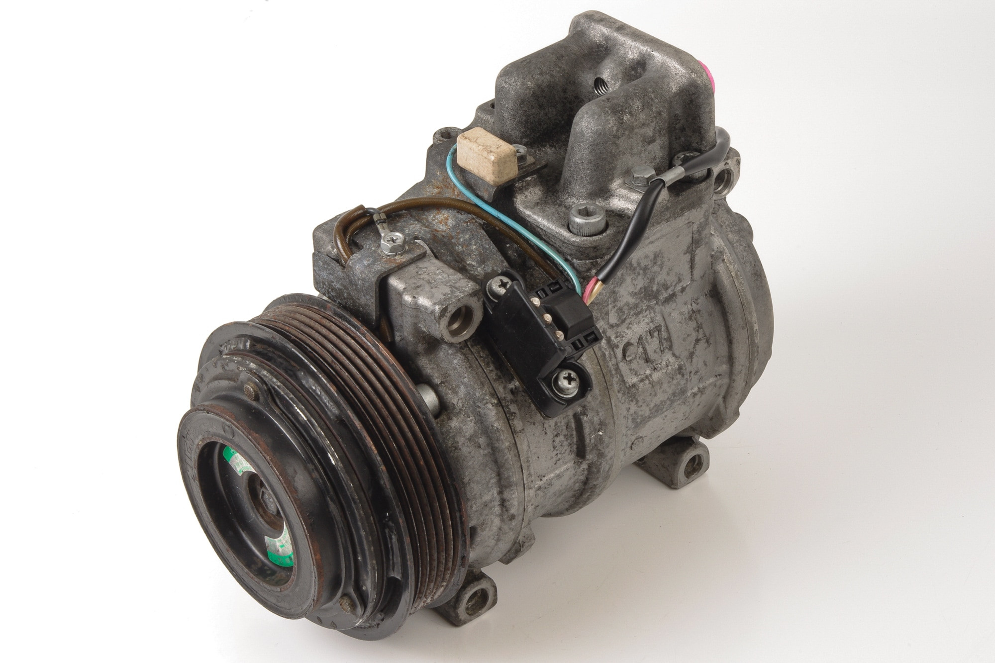 Mercedes 0002300611 A/C Compressor | W124 C124 A124 S124 E R129 SL W638 V