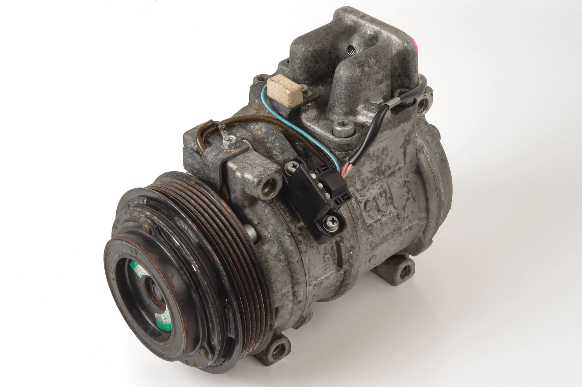 Mercedes 0002300611 A/C Compressor | W124 C124 A124 S124 E R129 SL W638 V
