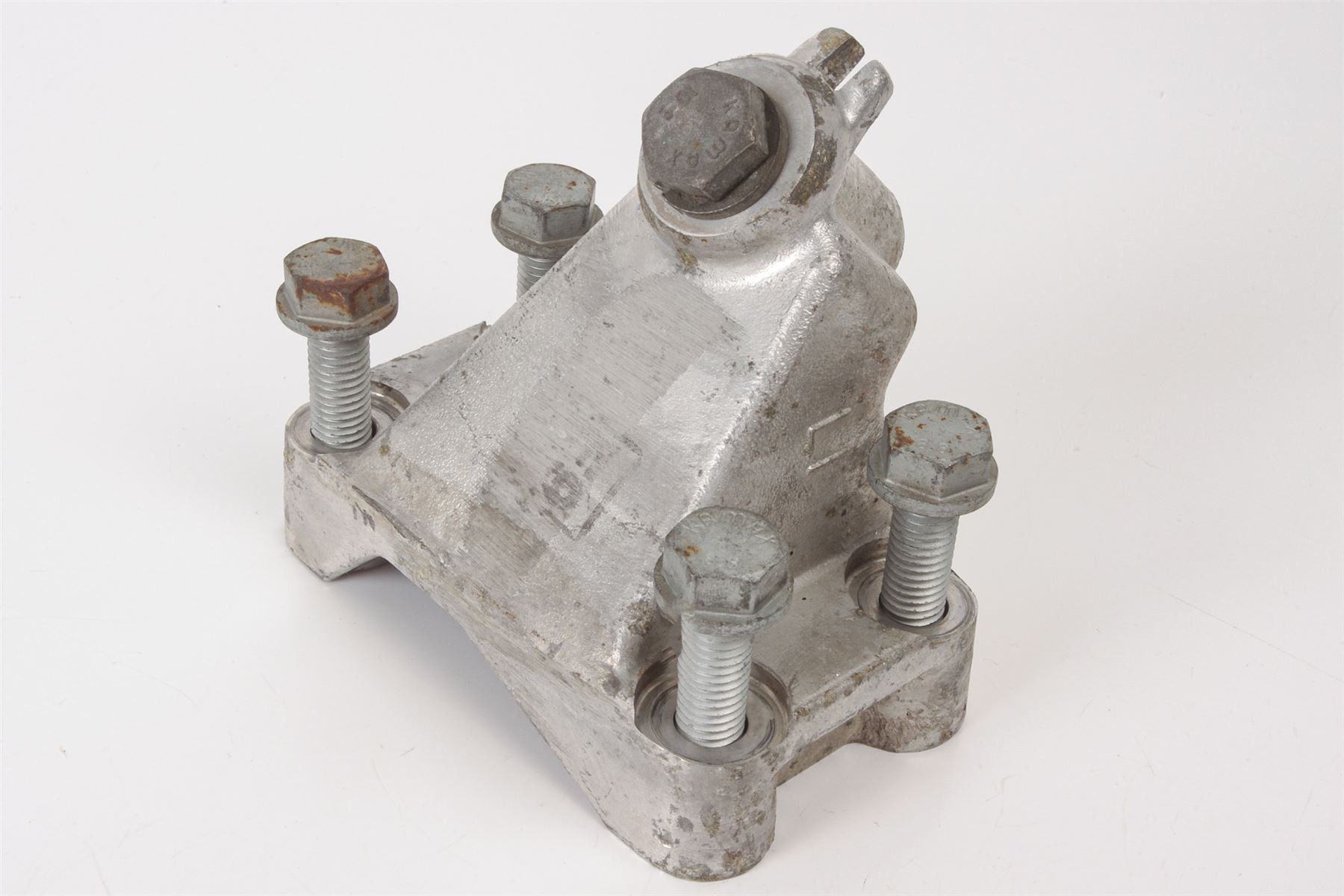 Mercedes 1192233004 Engine Mount Bracket - Right (a) | R129 SL