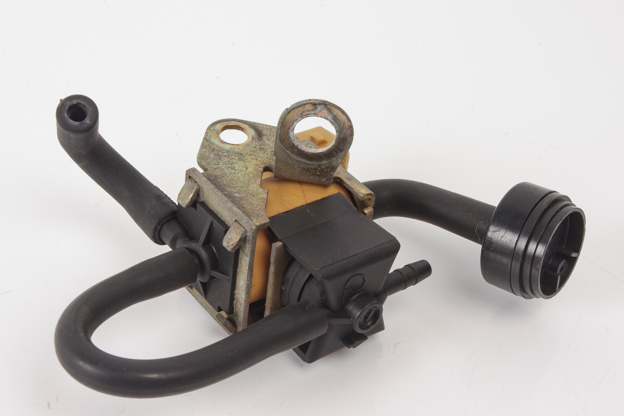 Mercedes 0025401897 Purge Valve | R129 R230 SL W163 W164 M R170 R171 SLK W202...