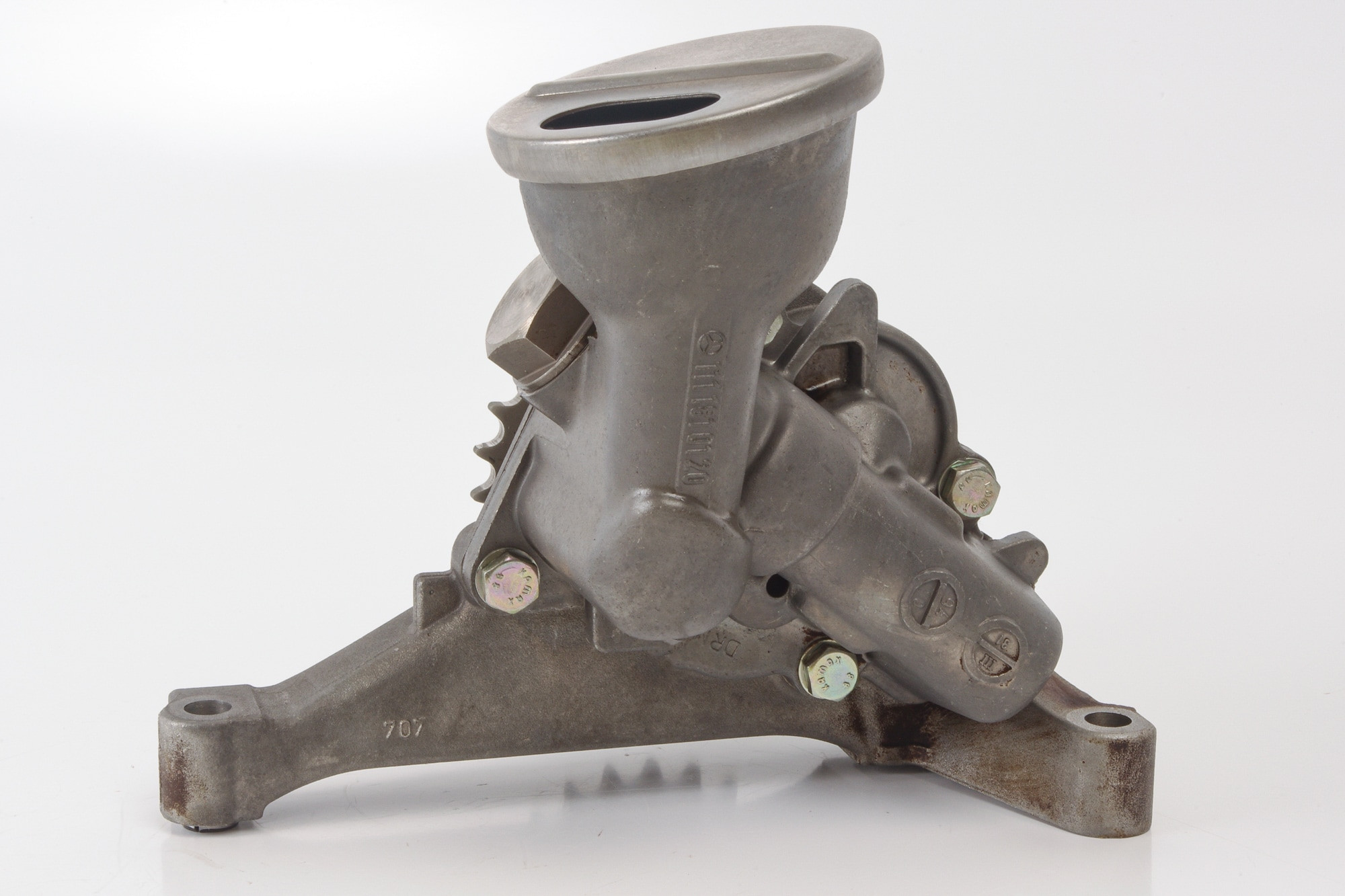 Mercedes 1111810201 Oil Pump | S124 W124 C124 A124 W210 E W201 W202 S202 C