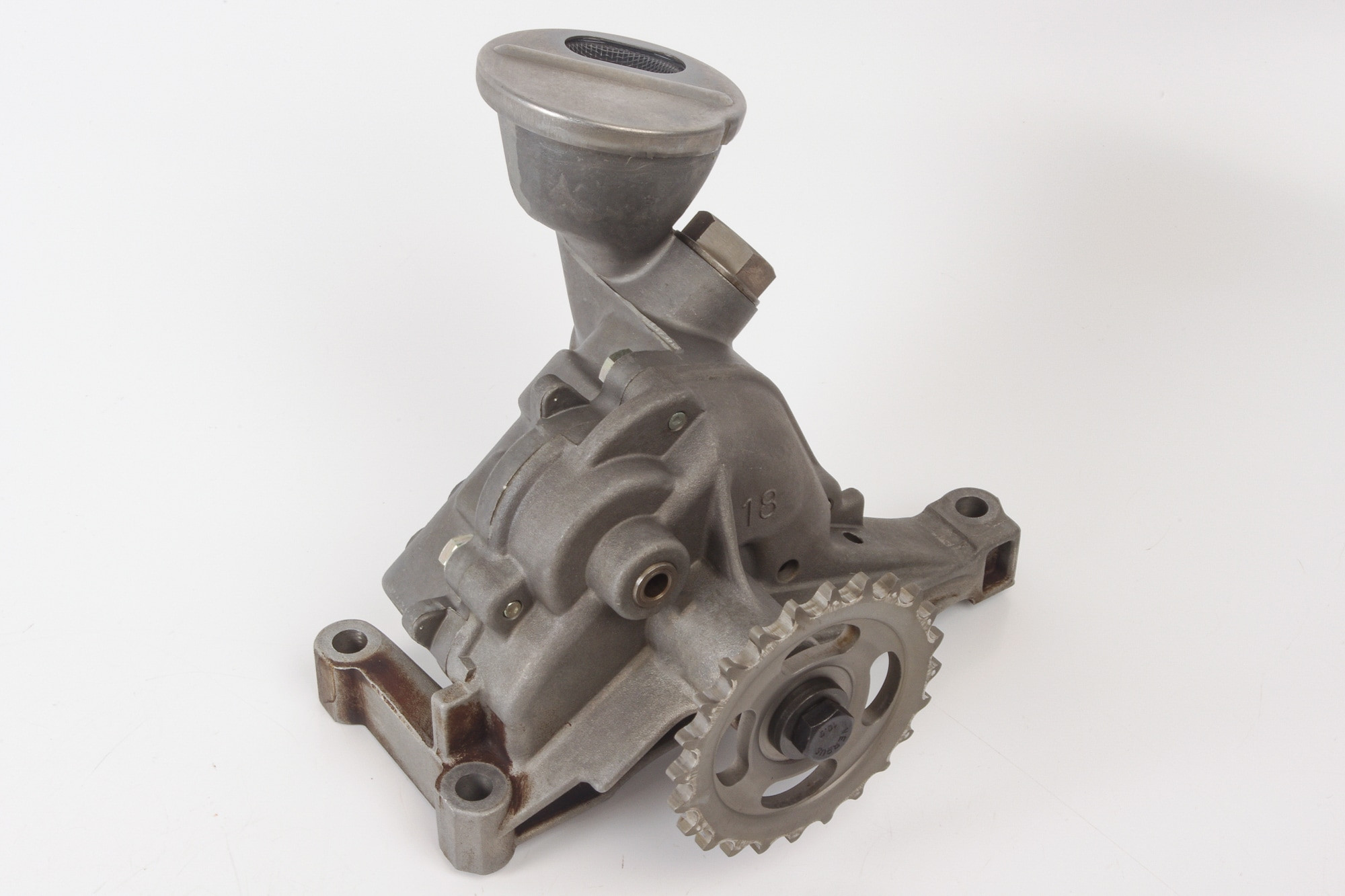 Mercedes 1111810201 Oil Pump | W124 C124 A124 S124 W210 E W201 W202 S202 C