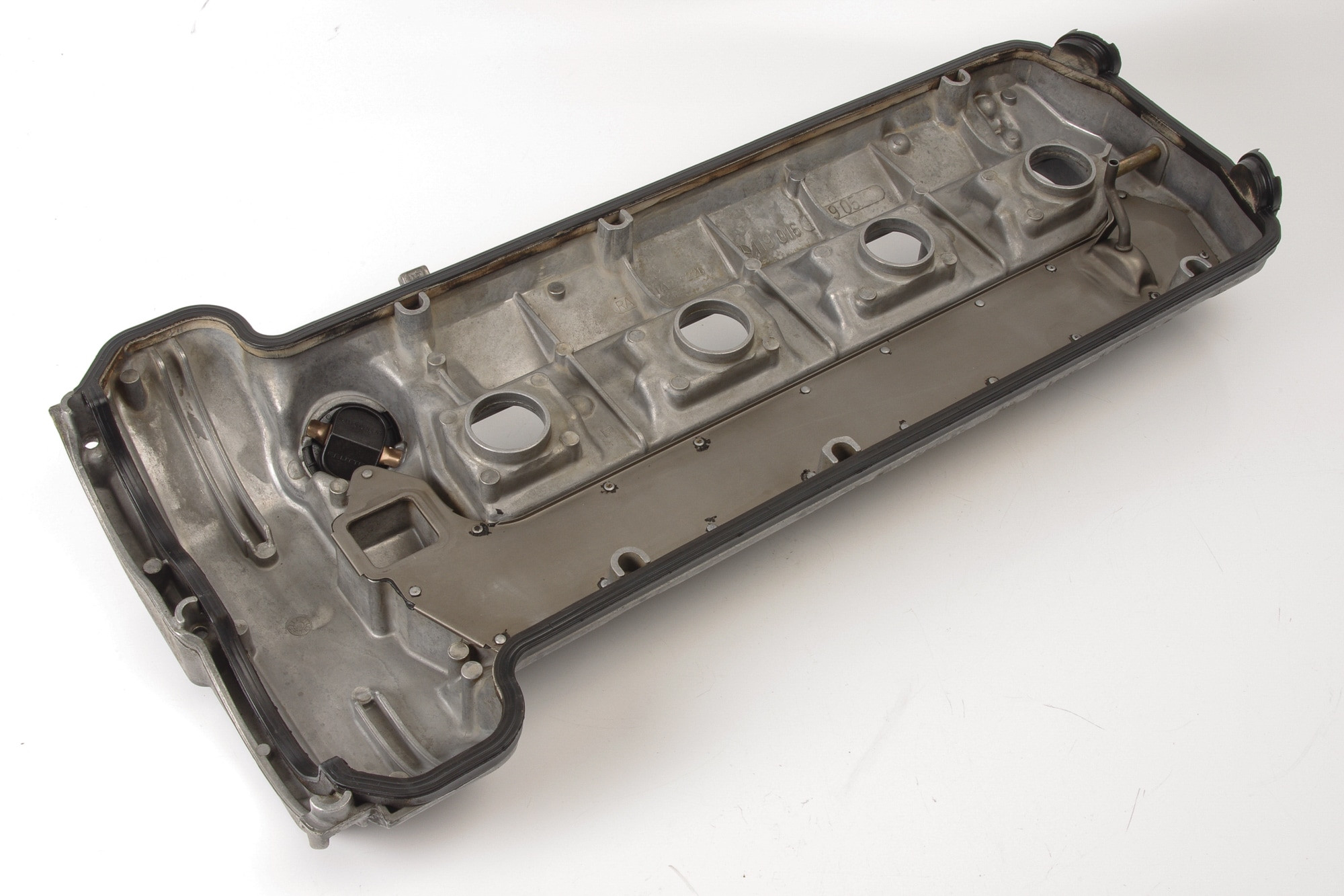 Mercedes 1190160905 Valve Cylinder Head Cover - Right | R129 SL