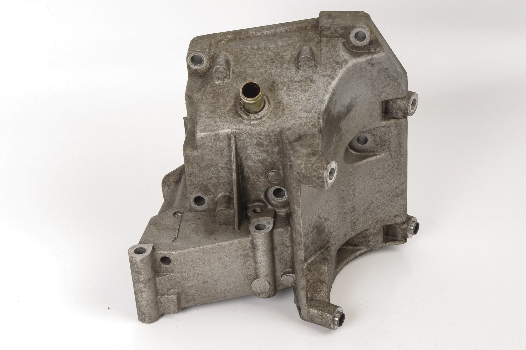 Mercedes 1042360030 A/C Compressor Bracket | R129 SL