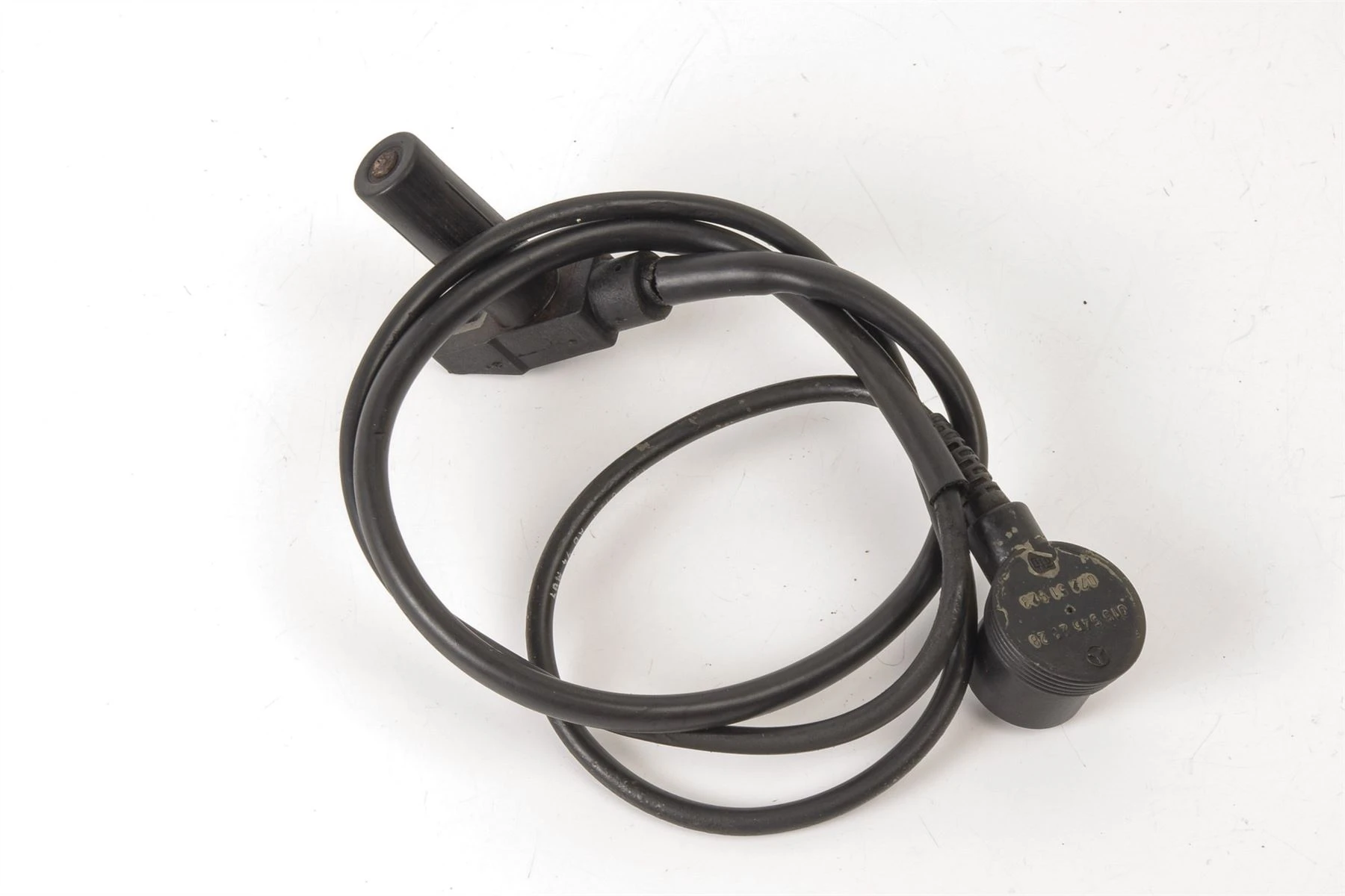 Mercedes 0155452828 Crankshaft Position Sensor | S124 E