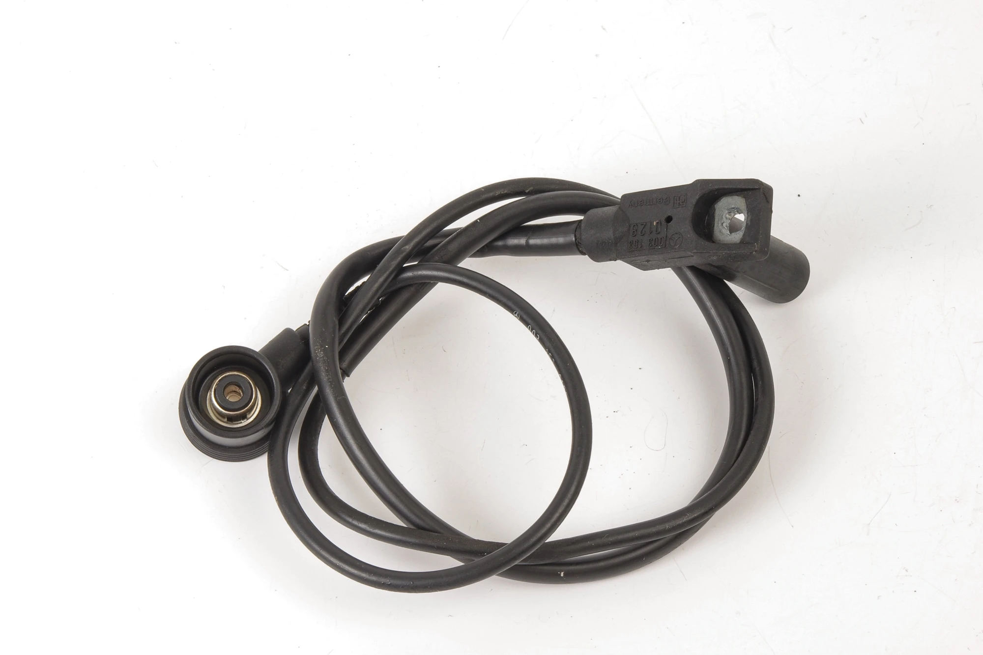 Mercedes 0155452828 Crankshaft Position Sensor | S124 E