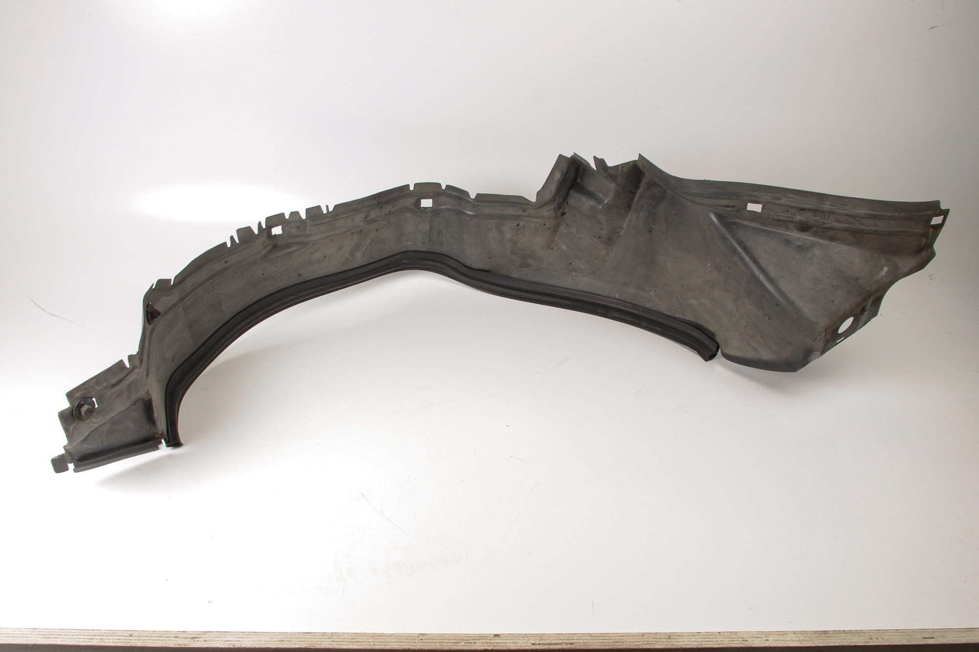 Mercedes 1248840835 Wheel Arch Liner - Right | S124 W124 V124 C124 E