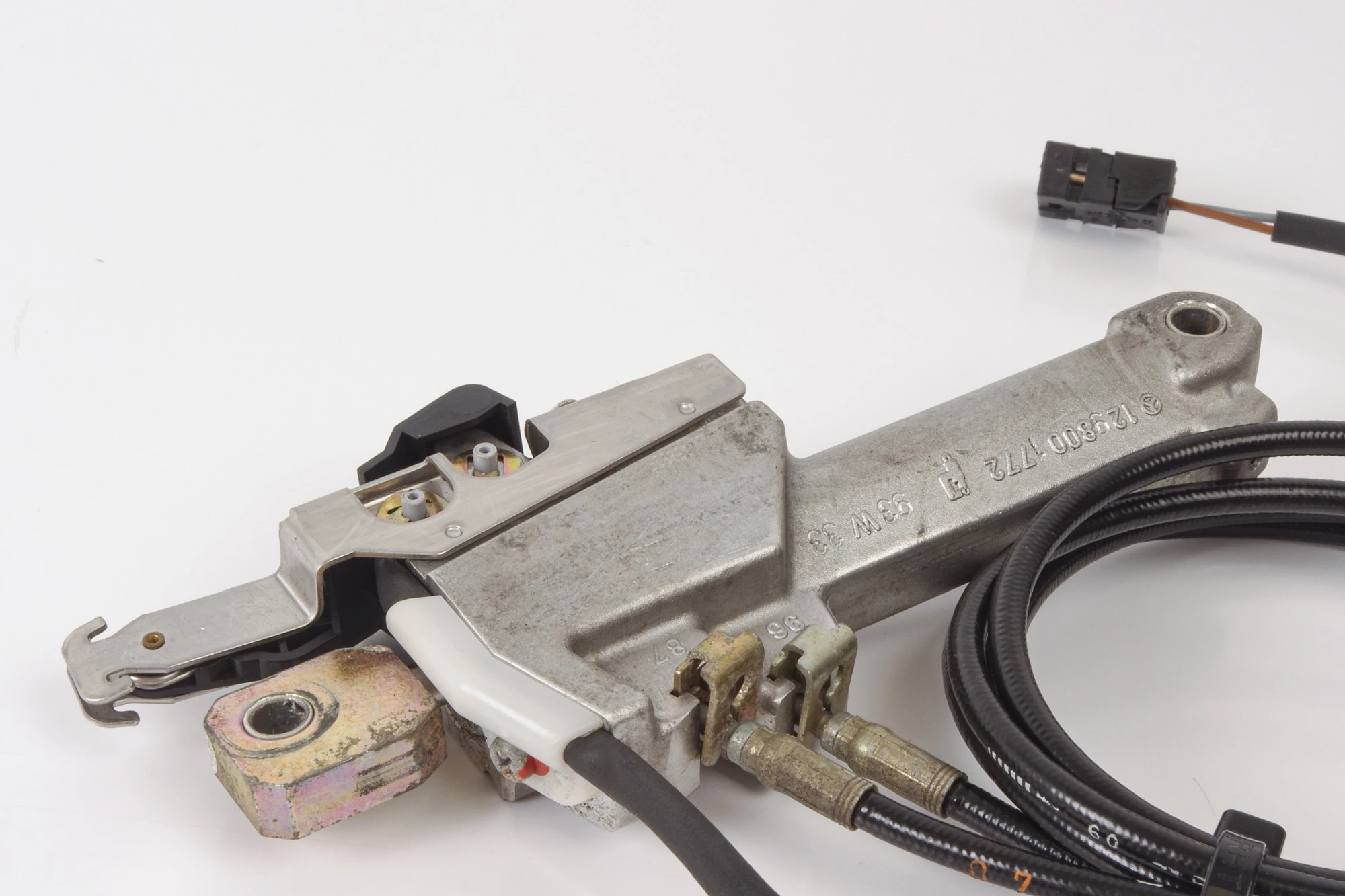 Mercedes 1298001772 Roof Hydraulic Cylinder - Left (d) | R129 SL W140 S
