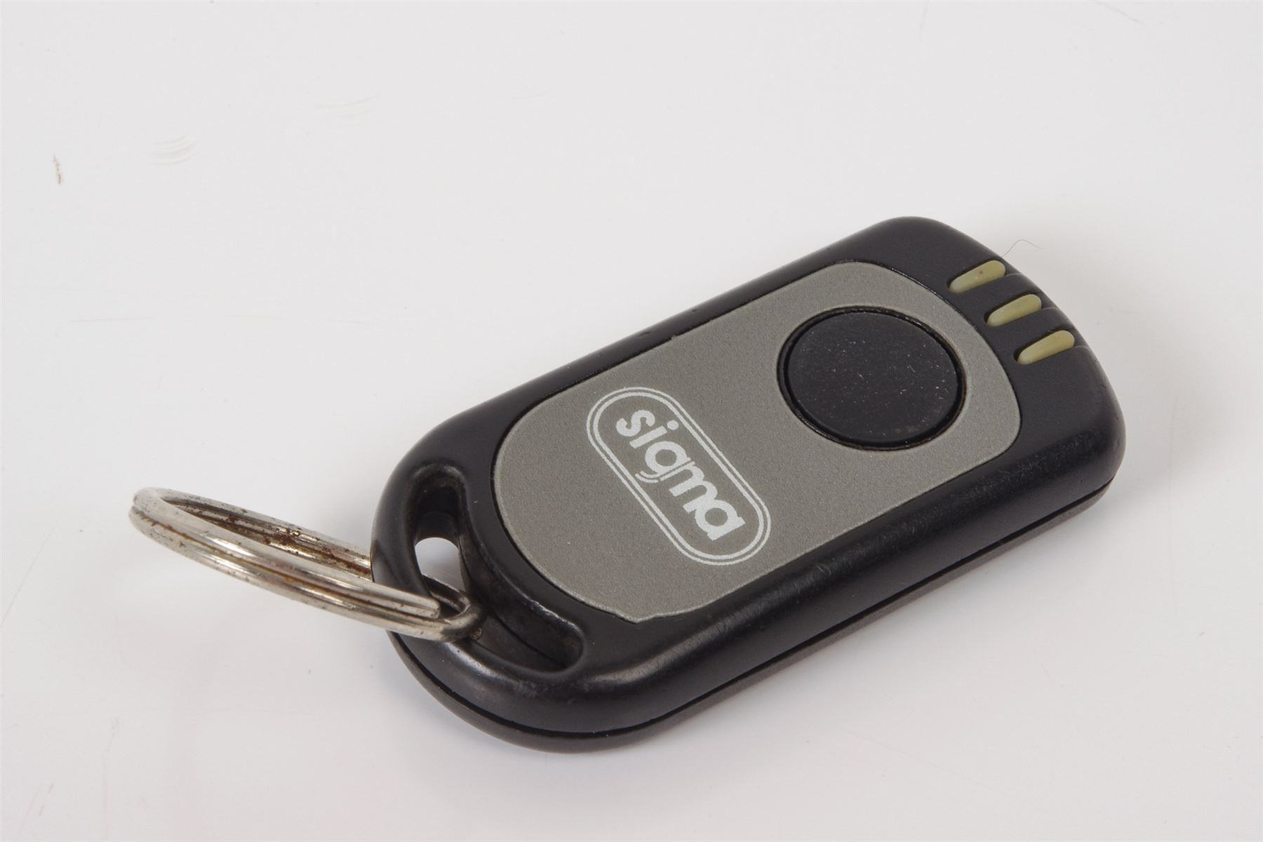 Mercedes 1247600000 Sigma AC110 Key Fob | S124 E
