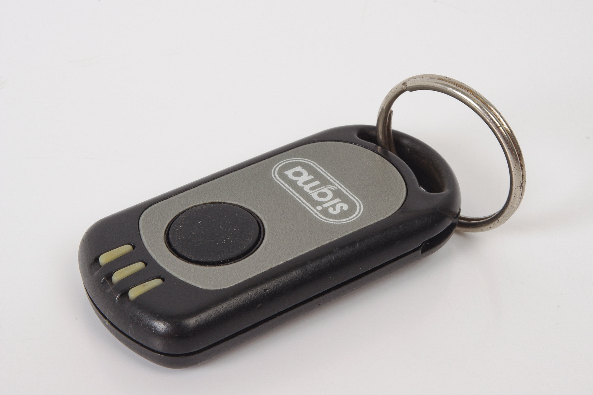 Mercedes 1247600000 Sigma AC110 Key Fob | S124 E