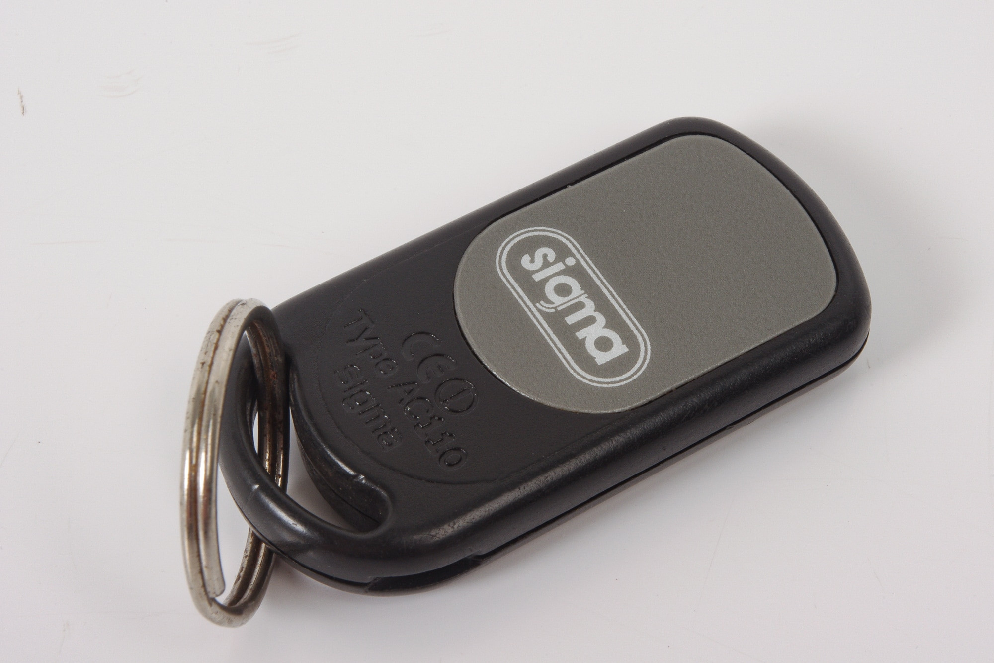 Mercedes 1247600000 Sigma AC110 Key Fob | S124 E