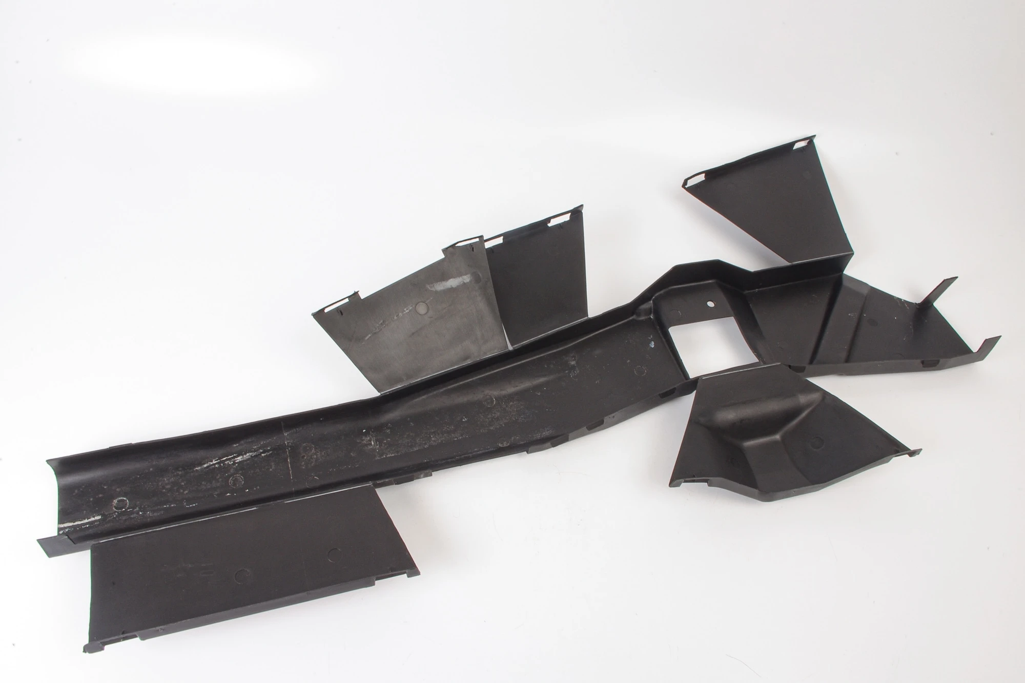 Mercedes 1248210489 Cable Guide - Right | S124 W124 V124 E