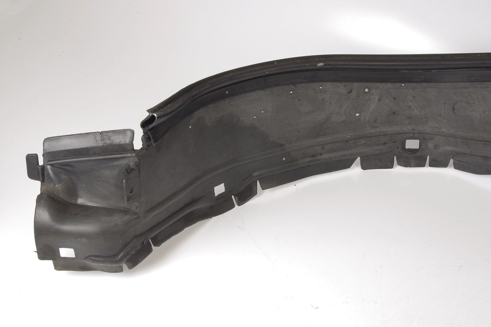 Mercedes 1248840735 Wheel Arch Liner - Left | S124 W124 V124 C124 E