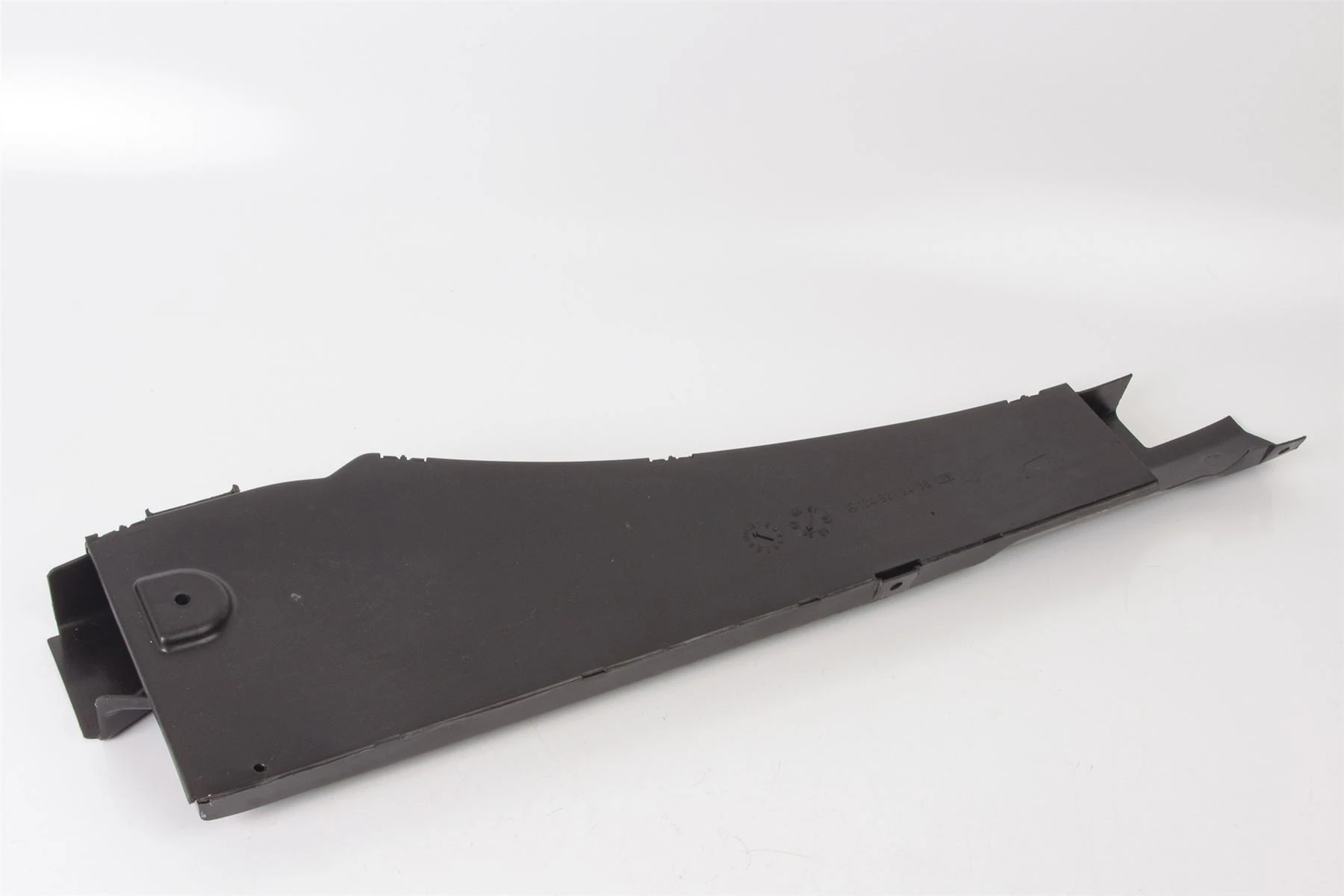 Mercedes 1248212436 Cable Guide Cover - Front Right | W124 E W126 S