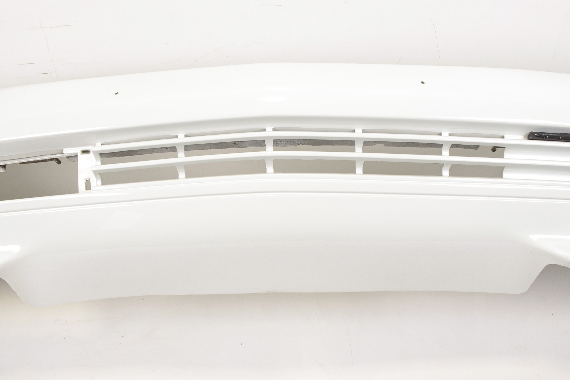 Mercedes 1298800070 Bumper - Front White (a) | R129 SL