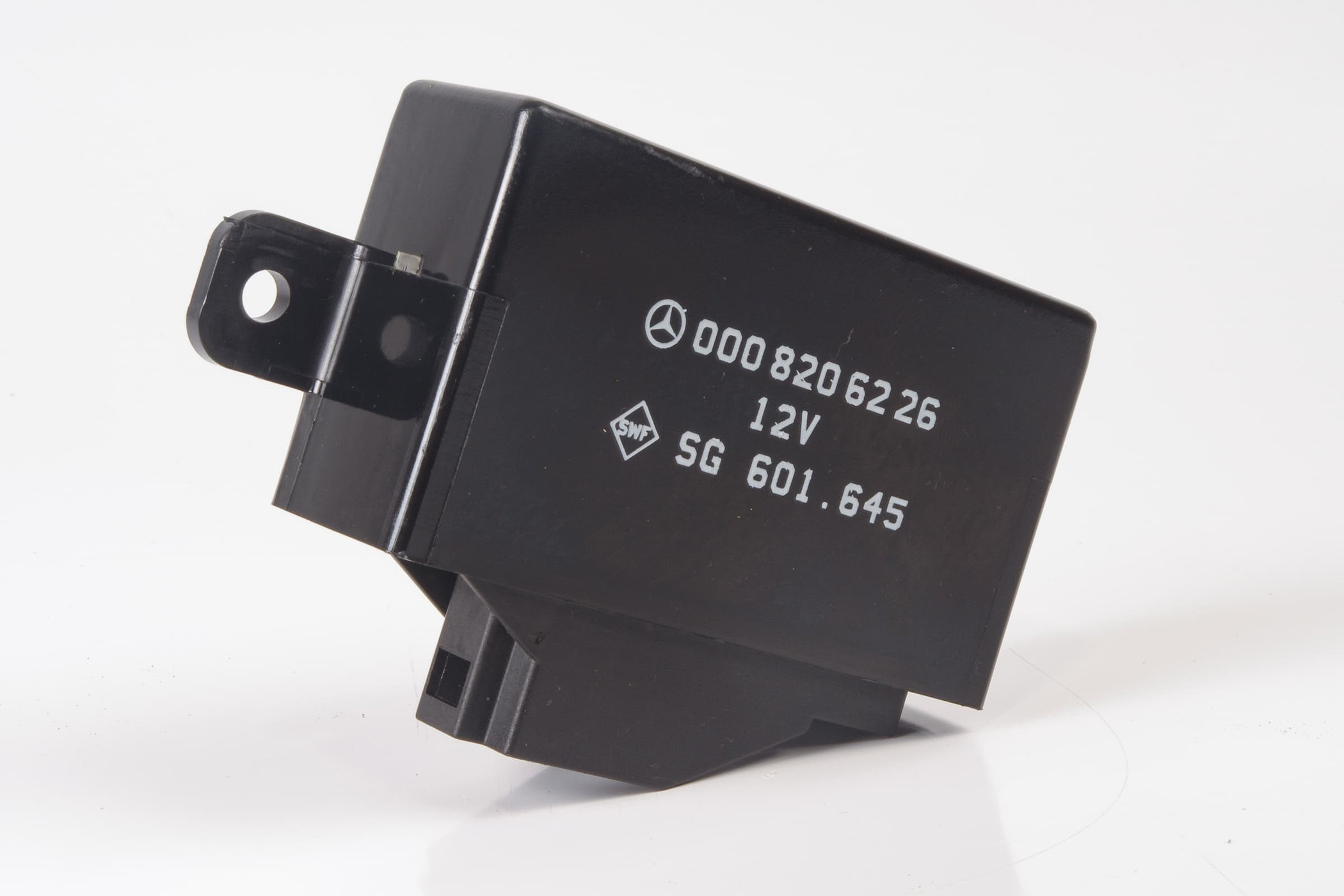 Mercedes 0008206226 Seat Heating Control Unit | R129 SL W124 E W126 S W201 C...