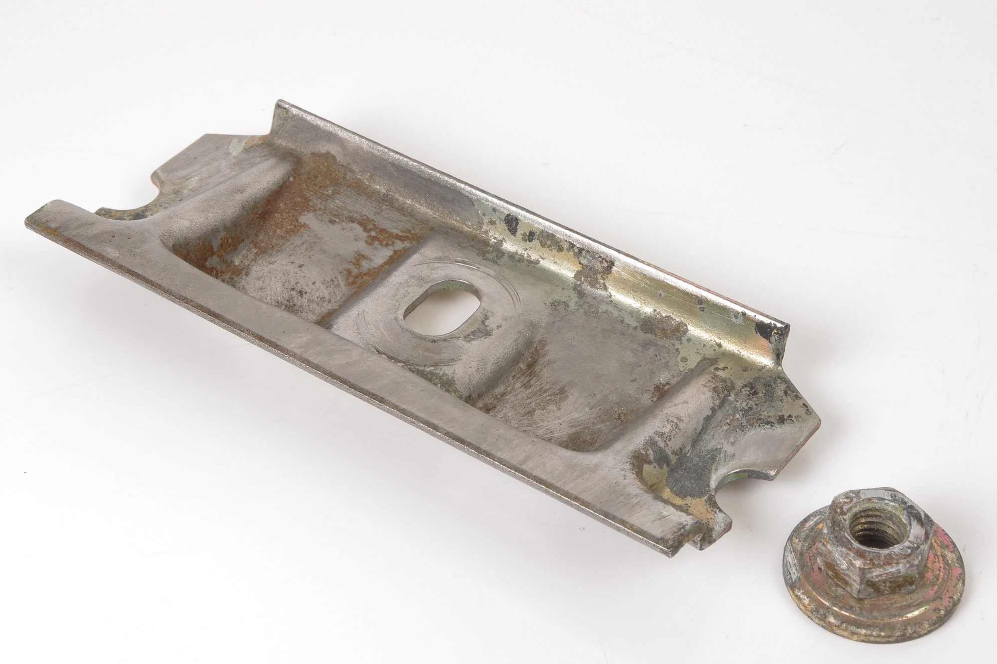 Mercedes 1298950070 Battery Clamp (b) | W124 E R129 SL W140 S W202 C C208...