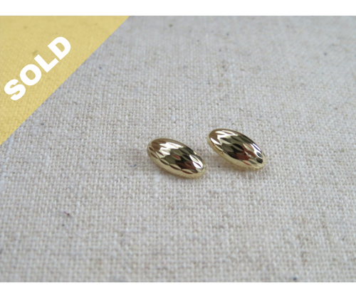 9CT YELLOW GOLD OVAL DOME STUD EARRINGS #636221120-1