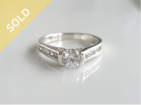 925 Sterling Silver Cubic Zirconia Engagement Ring (3.26grams) ~ 1223260329