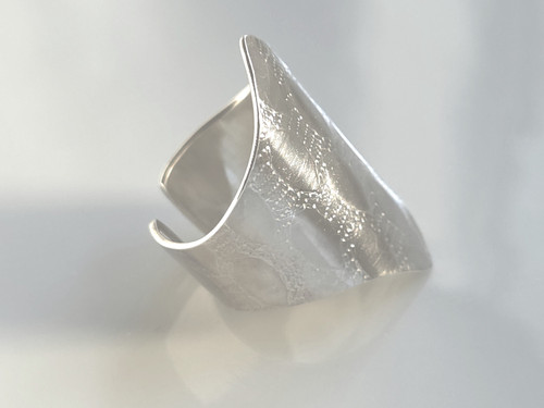 Saddle-Style Statement Cuff Ring Crafted in Sterling Silver (9.3Grams) ~ 1243260408
