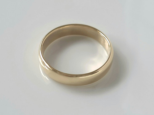 9ct Yellow Gold Wedding Band (4.5Grams)