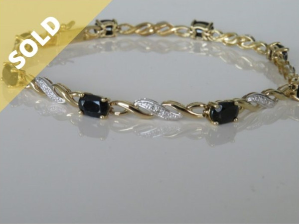 9CT Yellow Gold Diamond& Dark Stone Bracelet - 5.8 grams