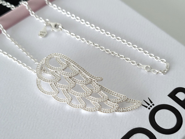 "Christmas Gift Idea" PANDORA Chunky Angel Wing Pendant Necklace Set (13.5Grams)