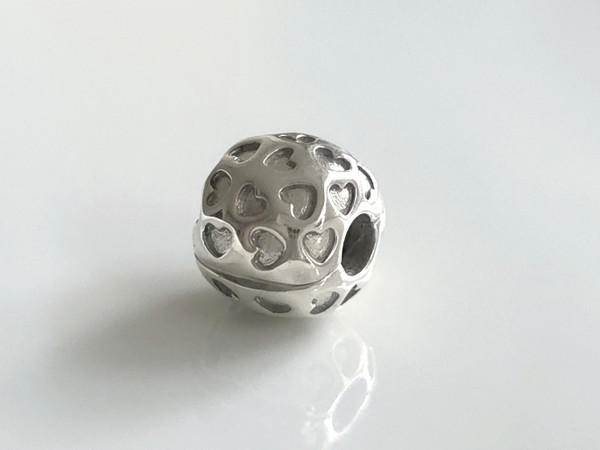 PANDORA "Showered with Love" Clip Charm (Retired) ~ 1263260409