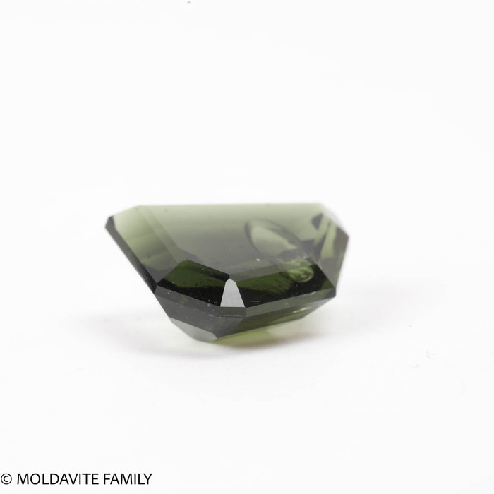 Faceted Moldavite Gemstone with large visible bubble 18.4 ct (CT070)