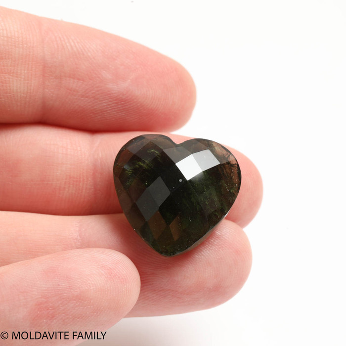 MOLDAVITE HEART - CABOCHON 4.8 GRAMS (HMCAB002)