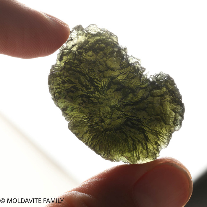 MOLDAVITE 17.9 GRAMS - MUSEUM GRADE ( MM422110 )
