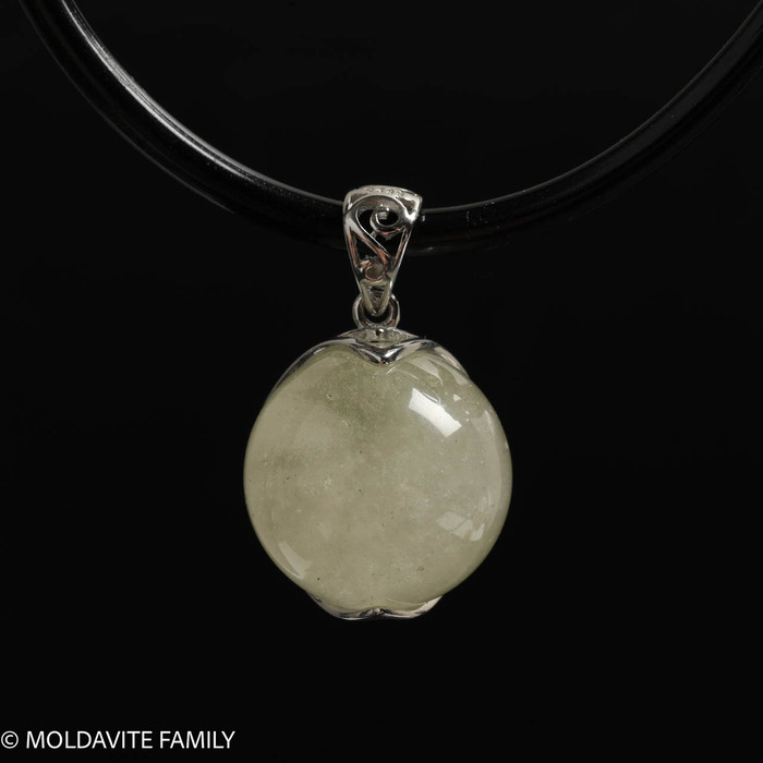 LIBYAN DESERT GLASS SPHERE PENDANT - 17.6mm (LDGP22004I008)