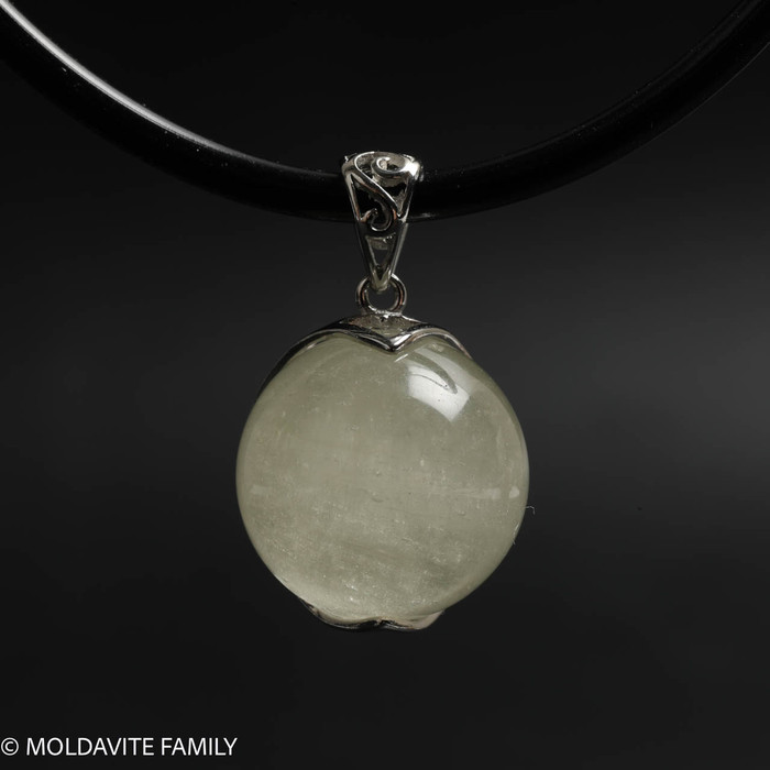 LIBYAN DESERT GLASS SPHERE PENDANT - 17.7mm (LDGP22004I014)