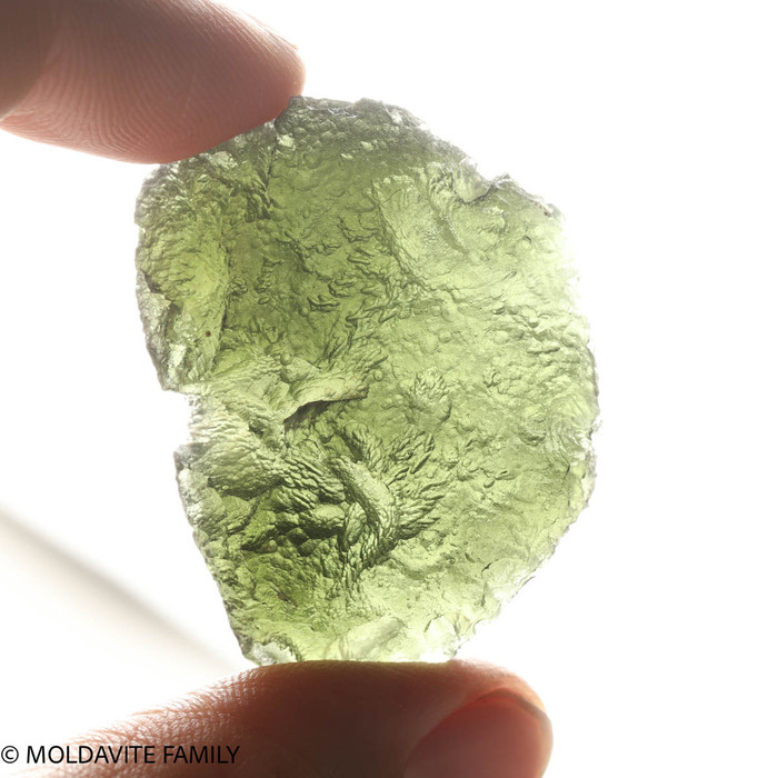 MOLDAVITE 22.2 GRAMS - MUSEUM QUALITY (MM223018)